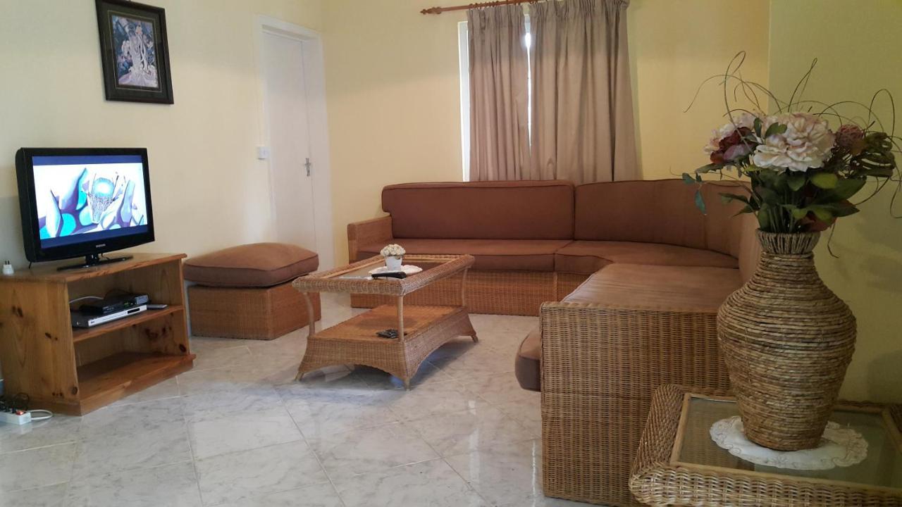 Villa Le Mirage A 150M De La Plage Flic-en-Flacq 外观 照片